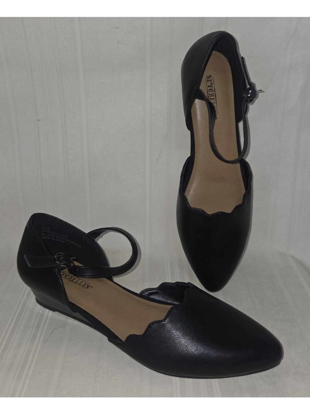 Seychelles  Violet Black Ankle Strap Wedge Shoes Women Size US 9.5 NEW, No Box
